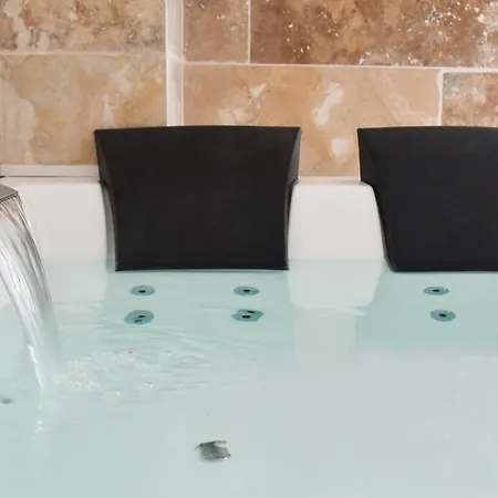 L'insolente Sauna 50 Nuances De Grey Villa *